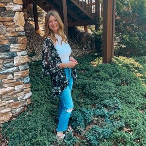 Meet your Posher, Julia